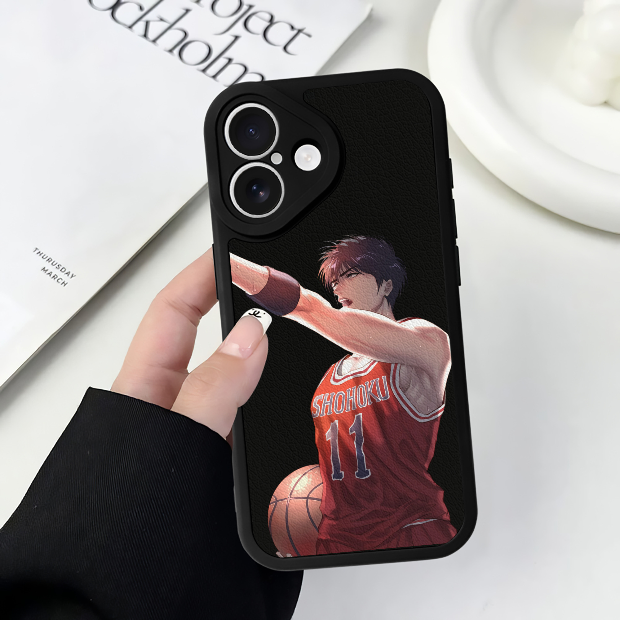 （画像用） SLAM DUNK／スラムダンク 【iPhone 16シリーズ対応】シリコンスマホケース（レザー調） 材質：シリコン